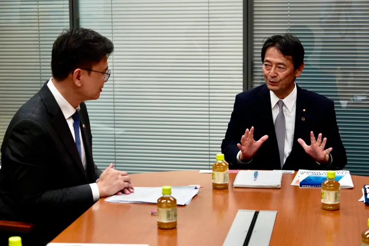 立委賴瑞隆率團訪日，25日下午拜會「自民黨台灣政策檢討專案小組」。翻攝畫面