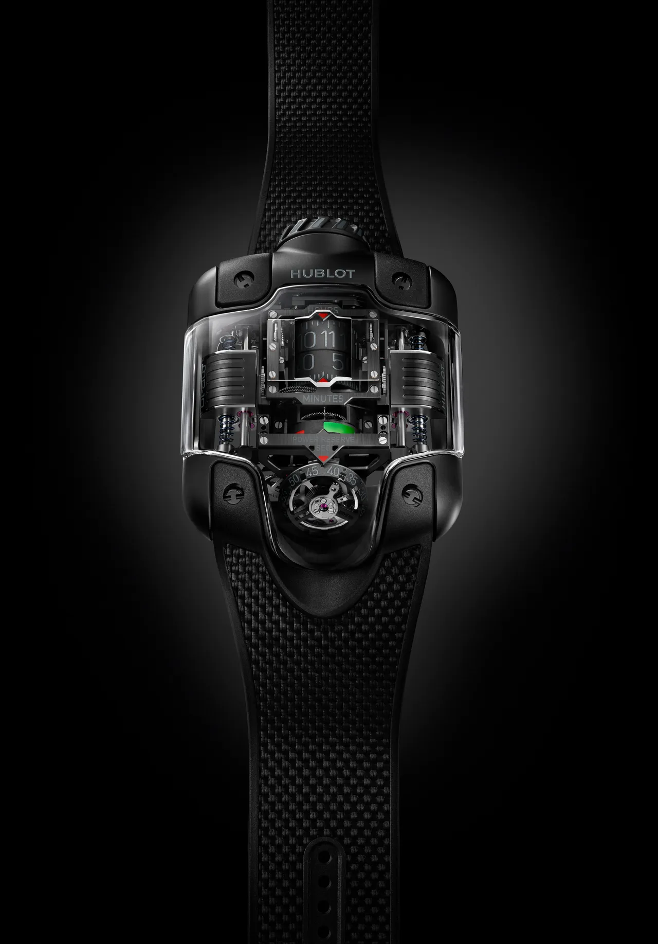HUBLOT MP-10雙垂直上鍊陀飛輪All Black玄影黑陶瓷腕錶。品牌提供