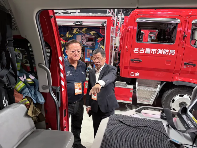 新北消防拓展國際交流，觀摩日本大型場館消防整備機制。消防局提供