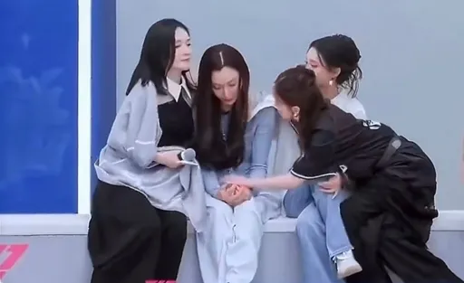 范瑋琪《浪姐7》四公沒人選委屈落淚！姐姐們奔來安慰互動超有愛