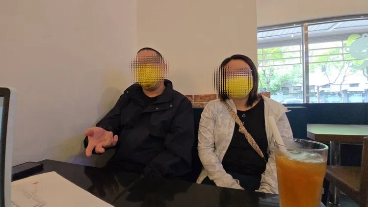 鄭先生怒批飯店管理不當，讓陌生人隨意闖入浴池。葉先鵬攝