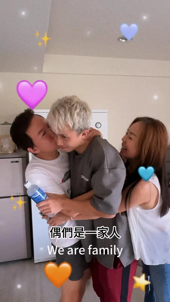 孫鵬（左）、狄鶯（右）、孫安佐一家三口屢上新聞版面。翻攝孫安佐IG