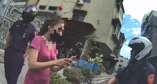 看到警察一秒閃人！警盤查語氣支吾　原來是毒品通緝犯