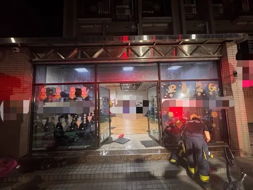 新北健身房深夜傳燒焦味　警消破門發現負責人命危送醫不治