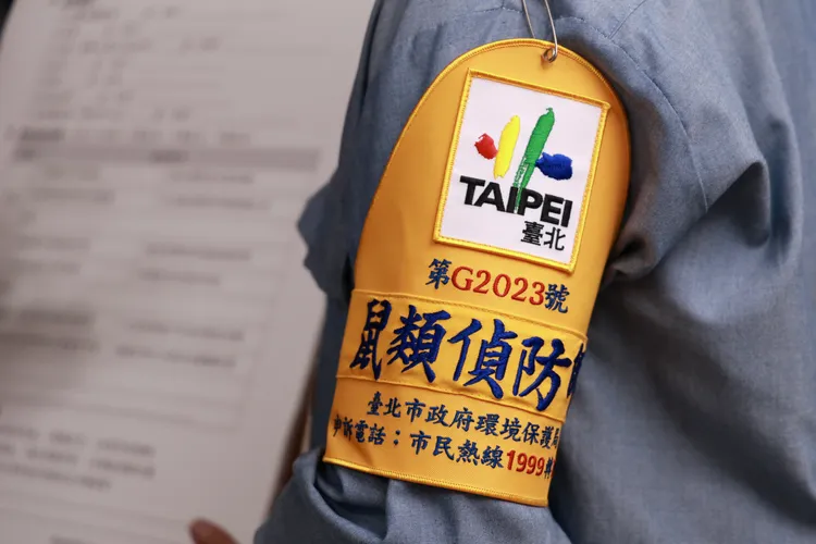 北市鼠類偵防師就是以各區消毒班為班底，共有86人，鼠類偵防服務將以社區為優先。彭欣偉攝