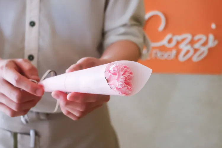 母親節活動期間用餐加贈香氛泡澡花，完成指定步驟還可參加社群抽獎活動，為母親獻上一場充滿心意的味蕾饗宴。和逸飯店高雄中山館提供