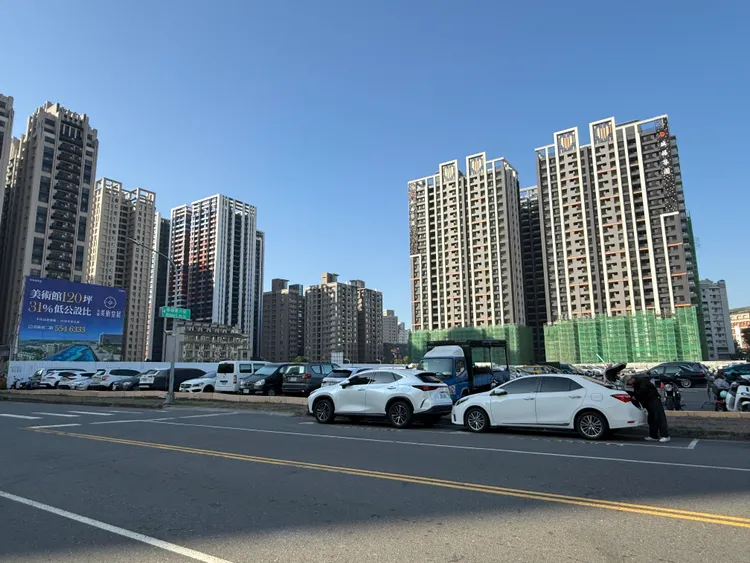 擁有美術館土地的建商緩推，讓城揚成為區段最大建案供應者，價格較不容易產生波動。葉家銘攝