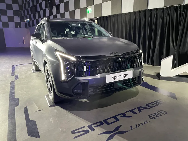 汽油動力車型X-line 4WD車型搭載四輪驅動與Terrain Mode系統，提升多路況下的行駛穩定性。林浩昇攝
