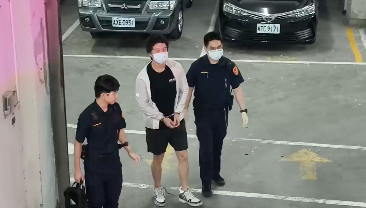 孫安佐拍「火槍片」又有2被告到案 疑幕後藏鏡人2萬交保、攝影師訊問中