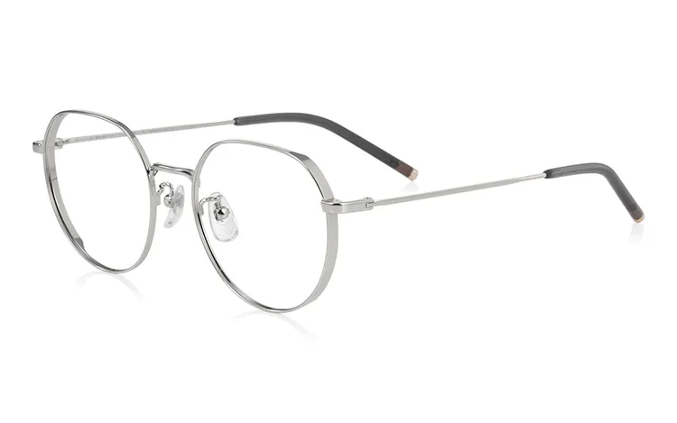 OWNDAYS NICHE+系列NC3027C，3790元。品牌提供