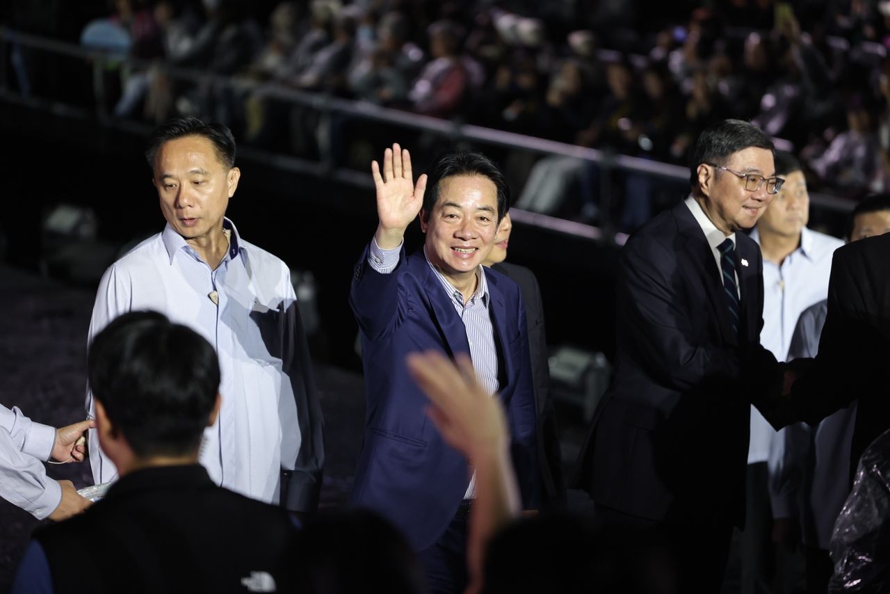民進黨執政10年為何不修憲「建國」?看賴清德一席話就明白
