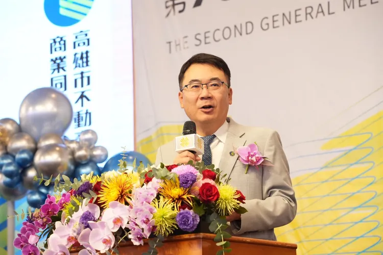 光洲集團董事長柯俊吉指出，「光知序」採九宮格結構，將動線流暢度、結構穩定性與採光通風通盤考量，打造最適規模社區。葉家銘攝