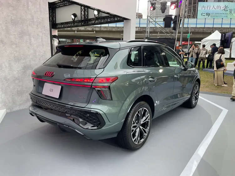 入門 TFSI 110 kW 車型搭載1.5升渦輪增壓引擎與48V輕油電系統，兼顧油耗效率與日常使用需求。林浩昇攝