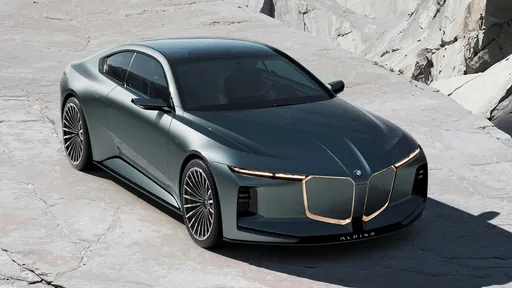 預告新世代旗艦GT跑車　Vision BMW Alpina概念車亮相