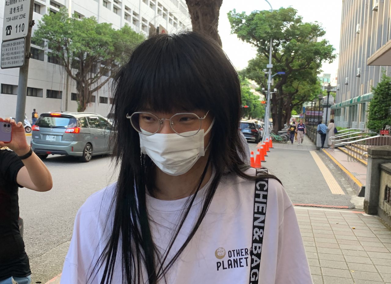小玉坐牢再挨告!美女直播主也變臉成A片女優 一審求輕判無效!再判7月