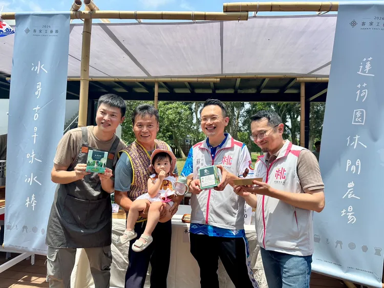 展覽規劃「誕生、成長、工作、成家、入屋、永生」六大生命歷程主軸。客家局提供