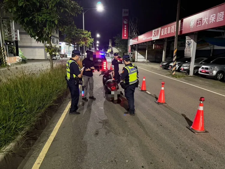 警方路檢稽查。新竹縣警局提供