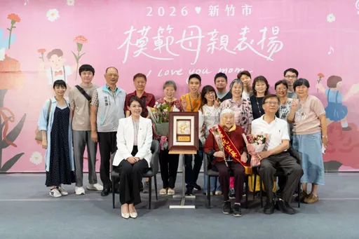竹市表揚172位模範母親　高虹安：母愛是城市穩定與前進的重要力量
