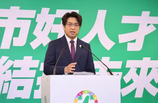 資深議員貼民進黨32年來台北市長參選人　批提名沈伯洋是「王小二過年」