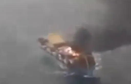 韓貨船在荷莫茲海峽遭伊朗攻擊？南韓：拖往港口檢查後才知原因