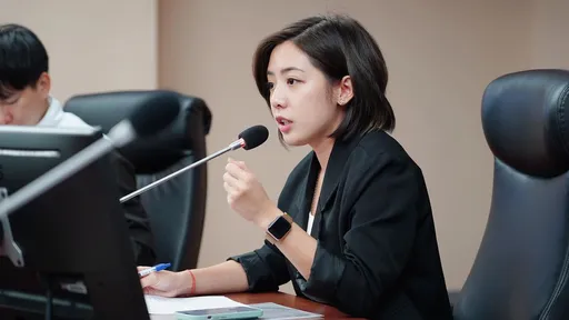 被學姐一句話惹毛了　名嘴吳靜怡「別逼我參選幹爆妳」