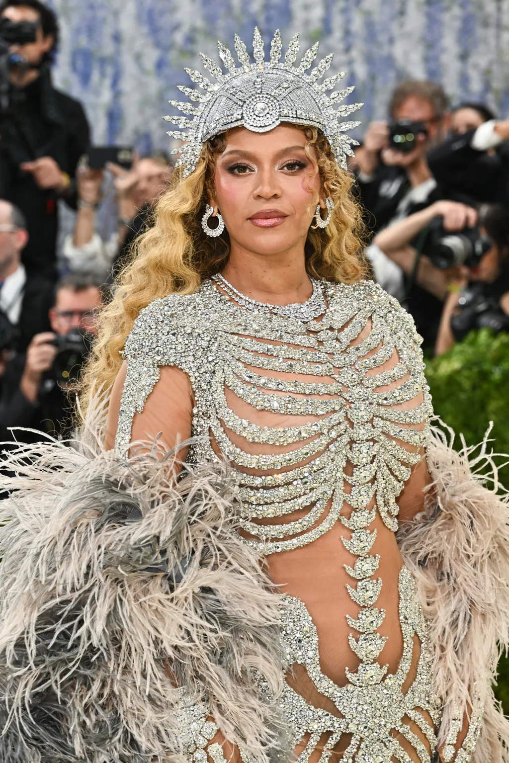 碧昂絲的禮服出自設計師Olivier Rousteing之手。美聯社
