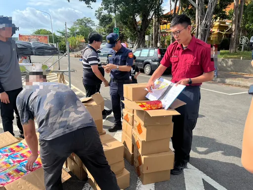 前鎮宮廟遶境煙火漫天！影響用路人還超時交通違規　警方開罰26件不手軟