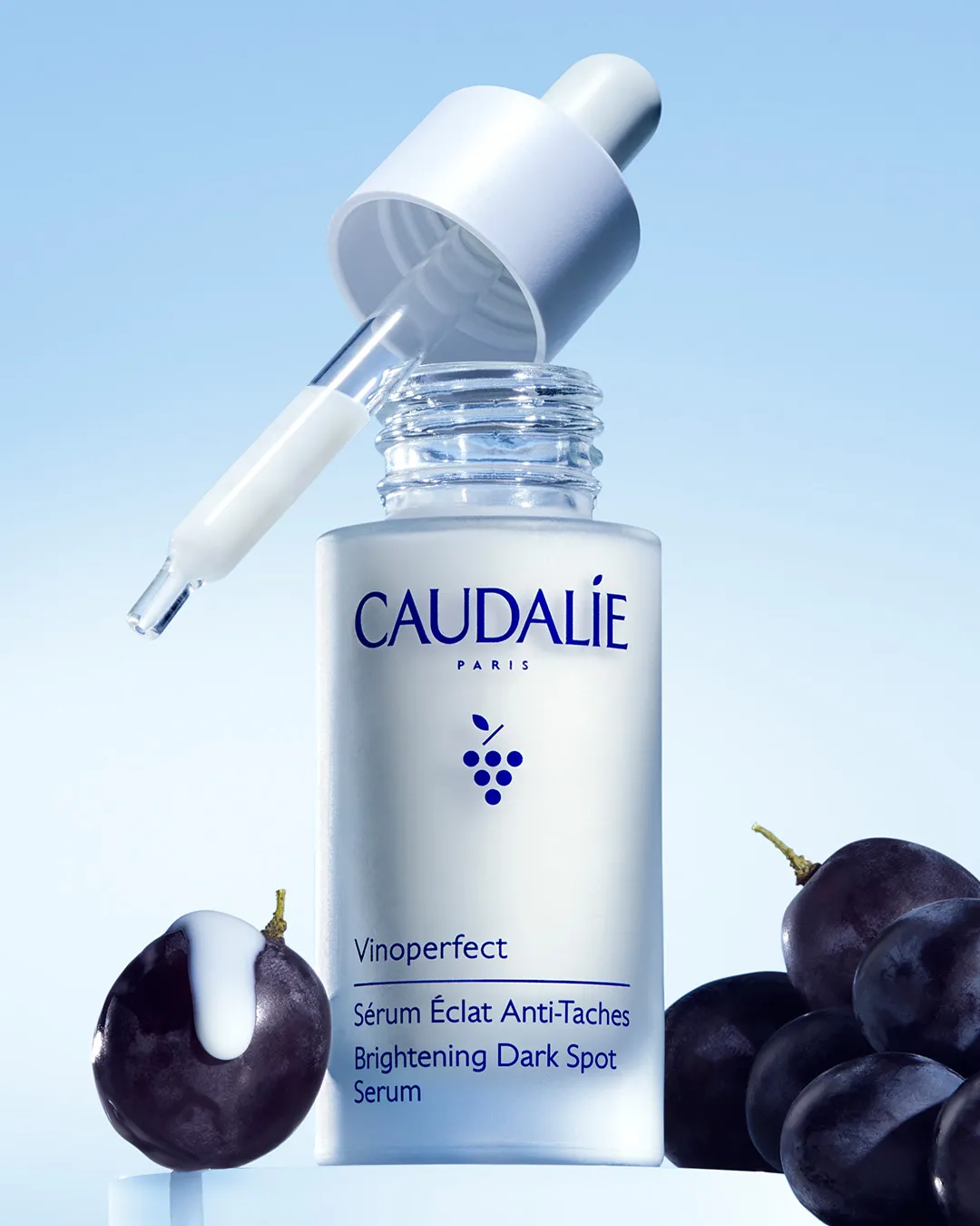 Caudalie葡萄蔓極緻亮白精華液，30ml／ 2200元。品牌提供