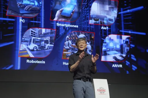 台積電技術論壇｜不只CoWoS！張曉強談AI未來「記住COUPE」　喊為台灣驕傲