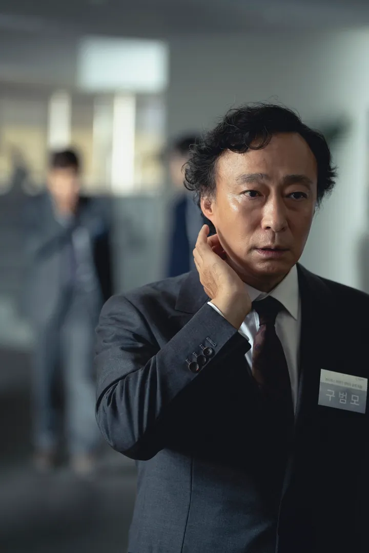 李星民在《徵人啟弒》飾演失業的造紙廠員工。龍祥電影提供