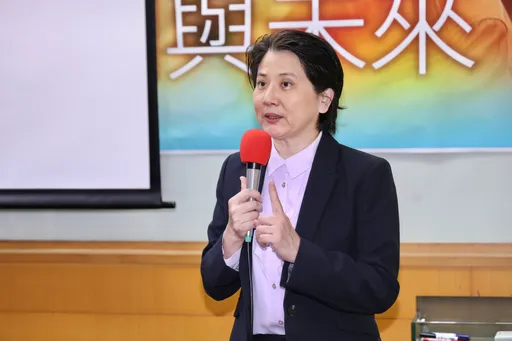 三班護病比入法衛福部估117年上路　邱慧洳：應在總統公布後3天生效