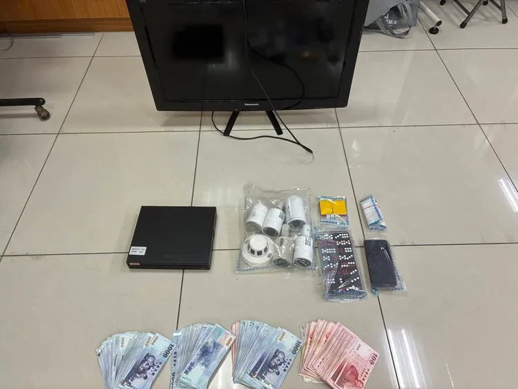 警方查獲相關證物。翻攝畫面