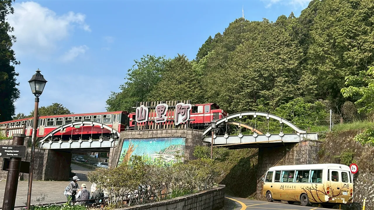 阿里山暑假親子鐵道熱潮再起　阿里山賓館推「涼夏禮遇」搶攻五感旅遊