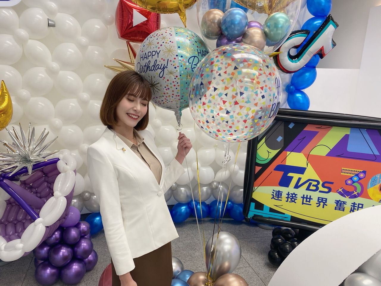 剛宣布離開TVBS就遭出征 美女主播李作珩反擊了