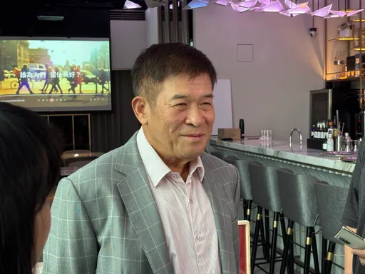 創見毛利率衝76%！束崇萬揭關鍵　客戶先付錢搶記憶體、庫存破百億