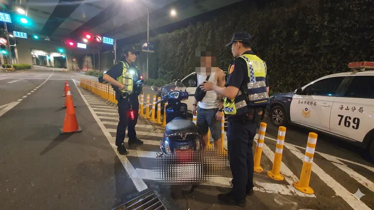海山分局於5月24日23時於新北市板橋區新北大橋機車道下橋處查獲劉嫌(男.34歲) 持有毒品（依托咪酯）、毒駕公共危險案。警方提供