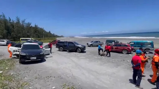 遊南澳海蝕洞遇漲潮！25人一度受困　歷時2小時終獲救