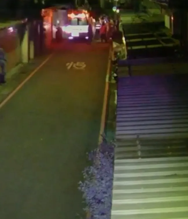 陳男因路倒被送醫。翻攝畫面