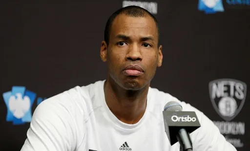 「我是黑人中鋒，我也是同志」！NBA首位出櫃球員病逝　享年47歲 