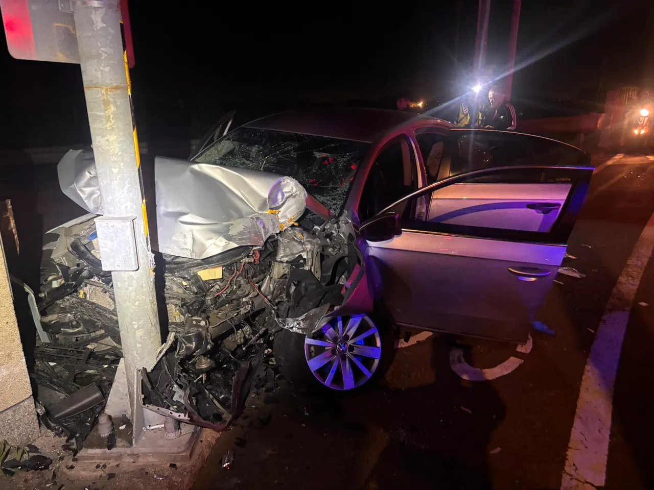 楊梅巨響！車手取款150萬飆速逃逸自撞　5傷1命危