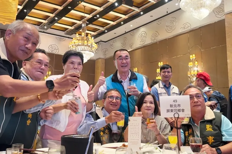 李四川今（30）日下午與台北市長蔣萬安同台出席台北市屏東縣同鄉會活動。李四川競辦提供