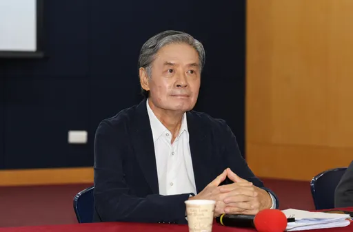 金溥聰親開記者會　控王光慈「收受不明捐款」、做不實陳述