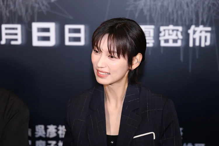 王丹妮。莊宗達攝