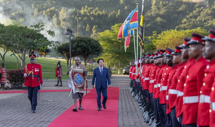 賴清德出訪史瓦帝尼，參加軍禮歡迎儀式。總統府提供