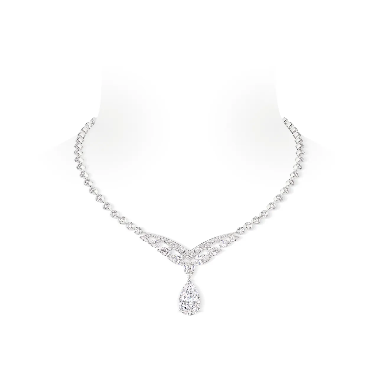 CHAUMET Joséphine Valse Impériale 18K白金項鍊，鑲嵌1顆約重11.30克拉的梨形鑽石，以及多顆梨形和明亮式切割鑽石。