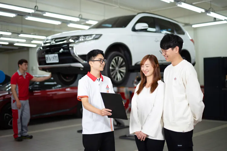 中華三菱規劃包含「車電、底盤、引擎室、輪胎及煞車系統」等5大系統，共計33項免費檢查。業者提供