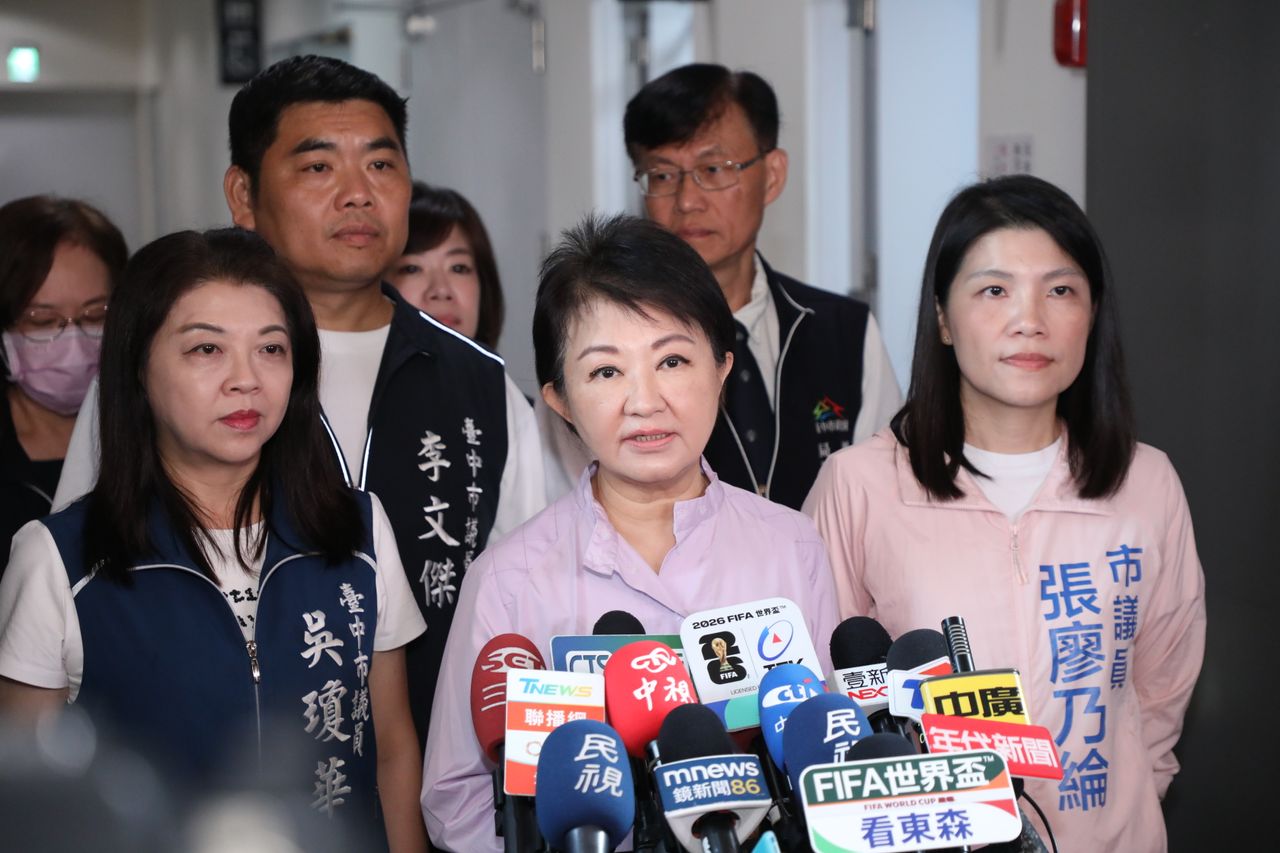 盧秀燕宣布國中小免費營養午餐納入私校 全台中24萬人受惠