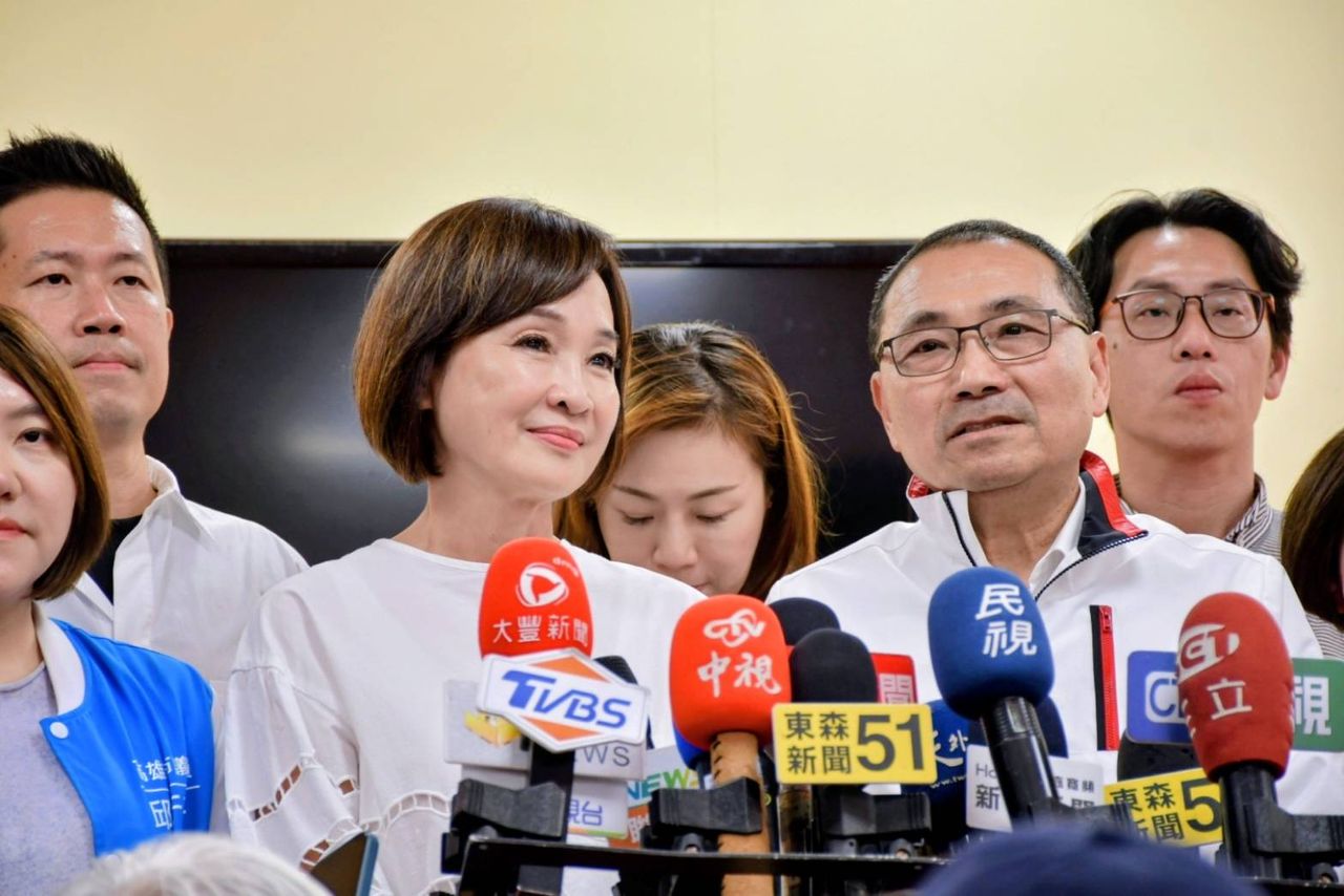 柯志恩率高雄隊北上取經 侯友宜讚:最敢扛責任