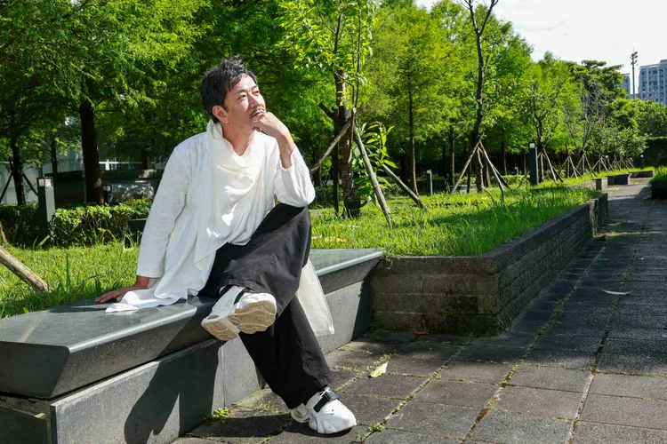 江俊翰投資期貨慘賠300萬。民視提供