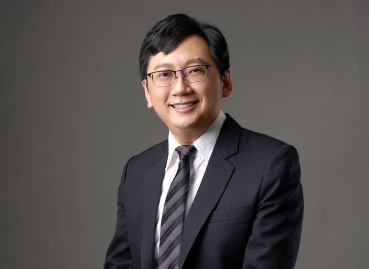 律師周逸濱認為衛福部訂定的辦法有盲點，應「明確化」相關細則。周逸濱提供